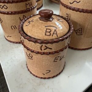 Montana Silversmiths lifestyles branded collection - small canister with lid.